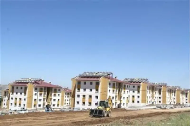 Depremzede Konutları: Bakan Kurum'dan Önemli Açıklama