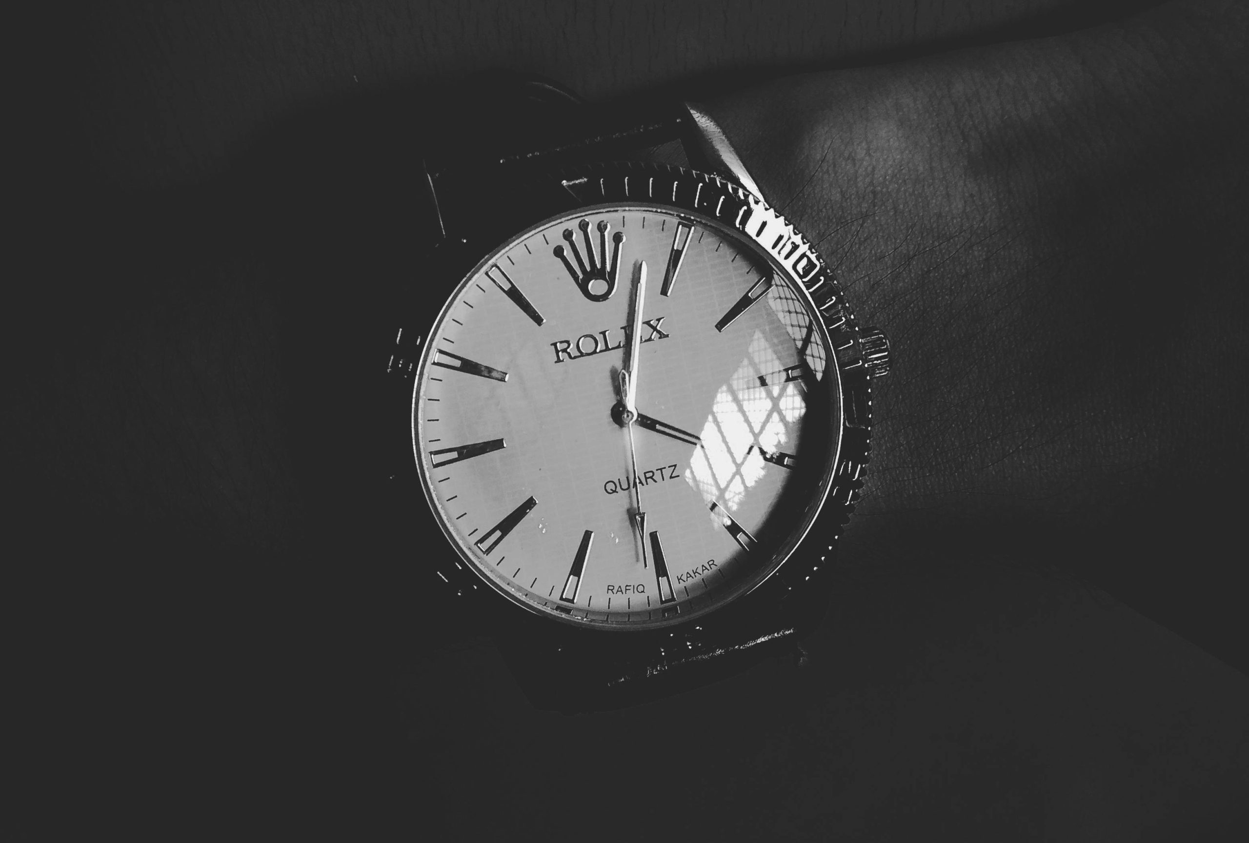 Rolex: Zamanın Ötesinde Bir Prestij ve Mühendislik Hikayesi