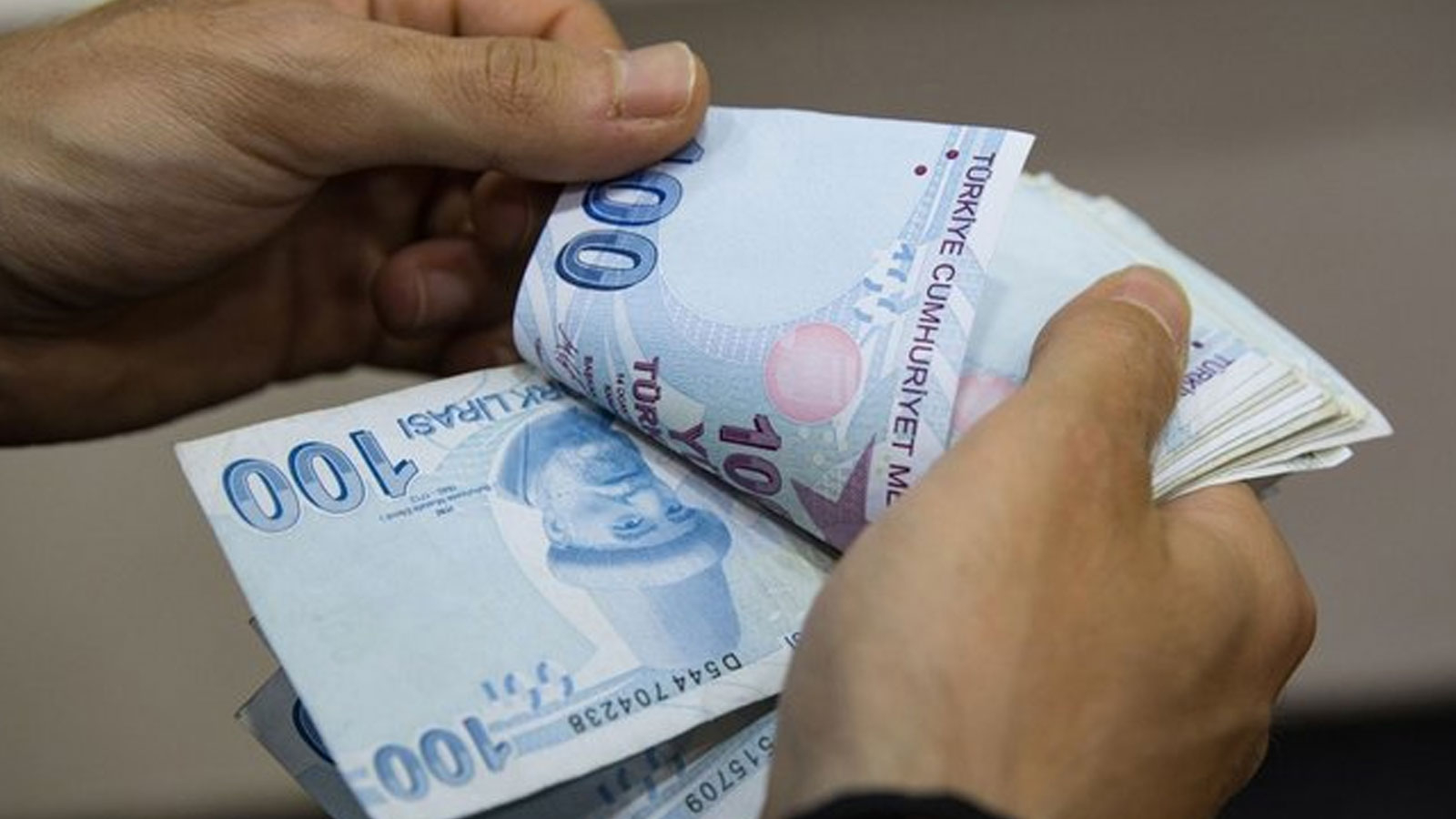 Emeklilikte Yaşa Takılanlar İçin Yeni Haklar Neler?