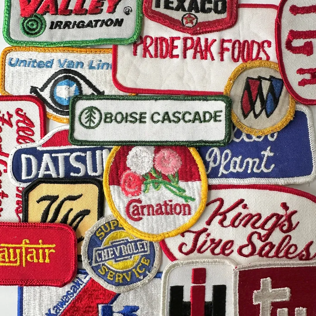 Vintage embroidered patches: Retro outfits reimagined