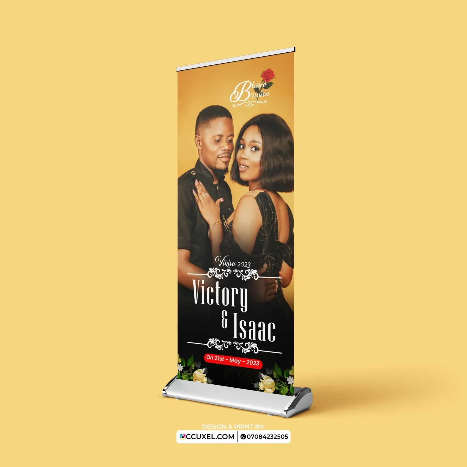 Custom Roll-Up Banner Design: Stunning Trade Show Displays