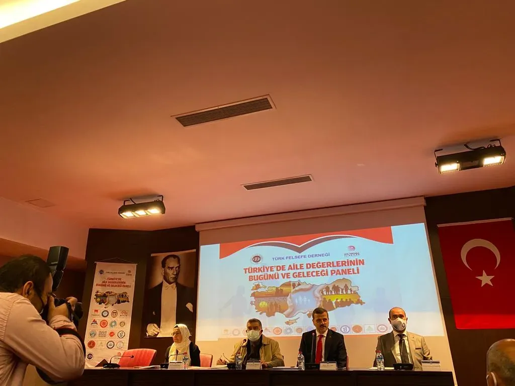 Türkiye'de Bilim Eğitimi: Gelecek Yetenekleri Nasıl Yetiştiririz
